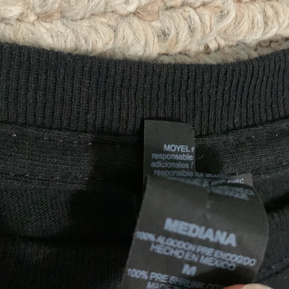 Def leopard graphic tee - Picture 3 of 3